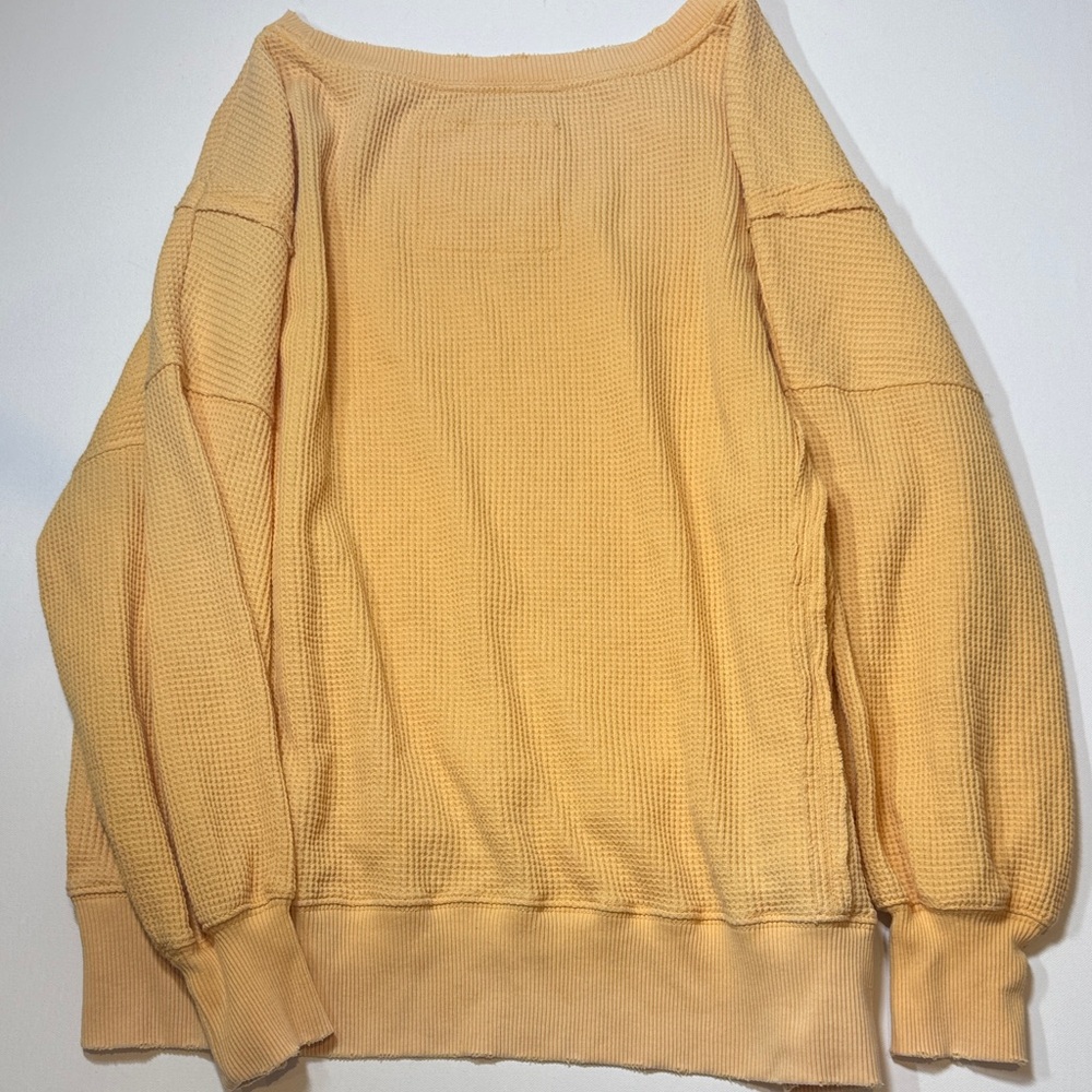 American Eagle Outfitters Soft Yellow Waffle-Knit Sweatshirt - Picture 3 of 4